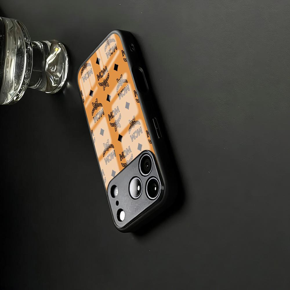 Модный чехол M-mcm для iPhone  – обзор и цена Mini Pc Case